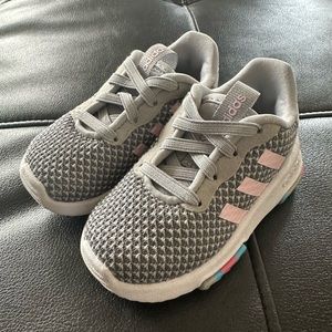 Toddler Girls Adidas SZ 5